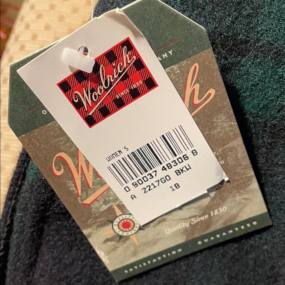 NWT Woolrich Navy and Green Plaid Wool Skirt with Fringe - Picture 5 of 6